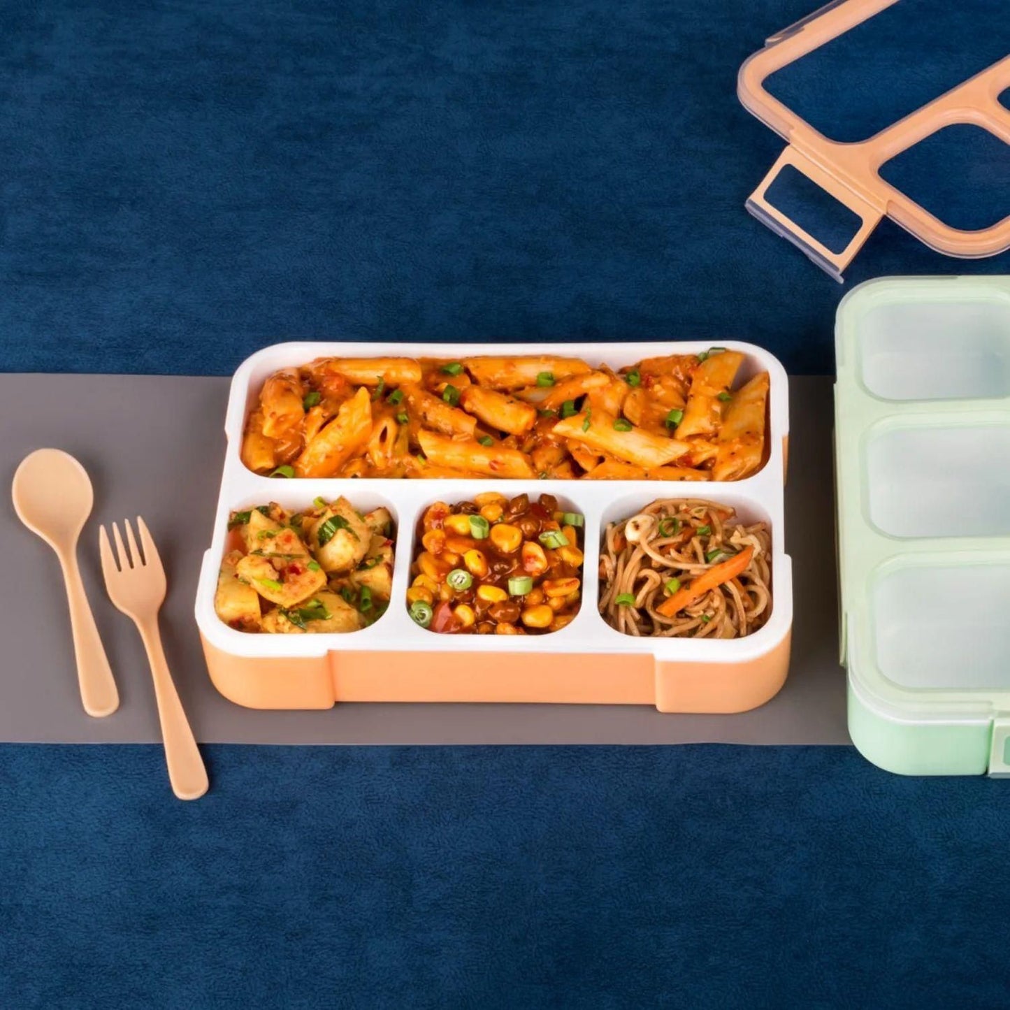 Lunch Box 4 Compartment With Leak Proof